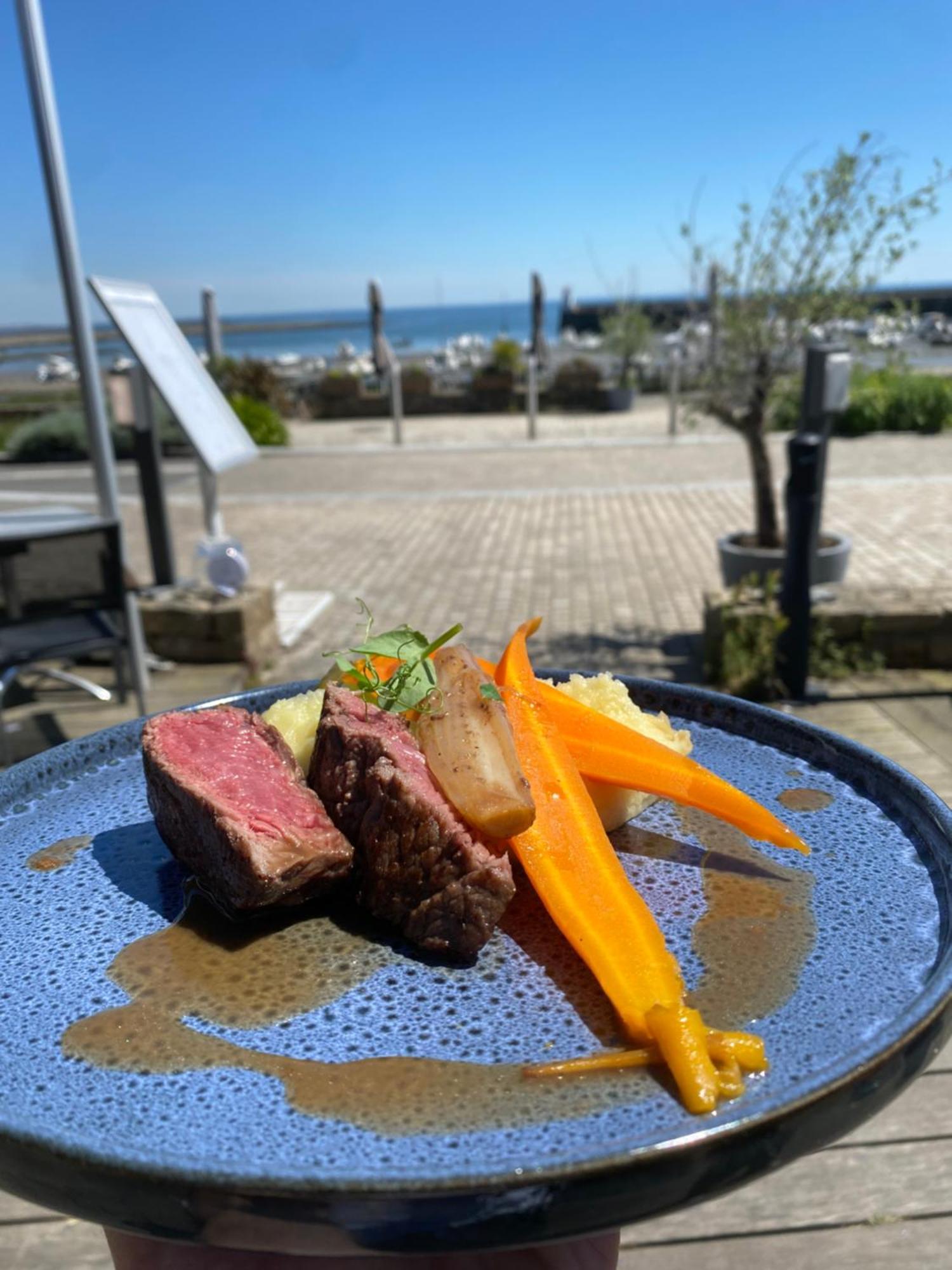 Hotel Du Port Bar Restaurant 萨尔佐 外观 照片
